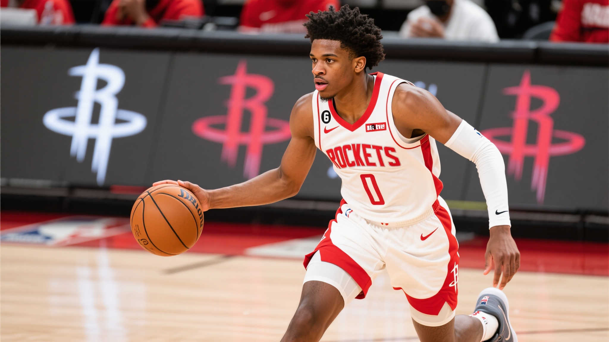 Stein:火箭仍专注于围绕年轻核心,仅考虑送走格林一人 对于正在寻求重新崛起之路的休斯顿火箭队而言,他们致