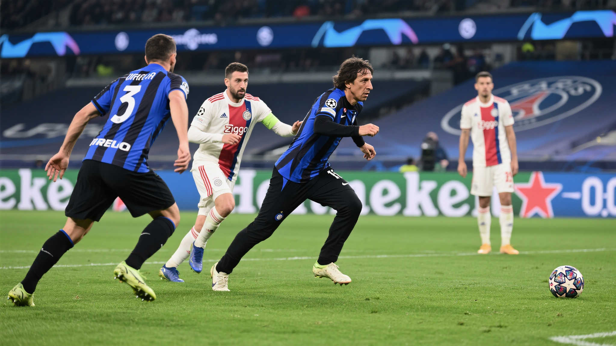 在这场至关重要的比赛中，小因扎吉带领的国际米兰本希